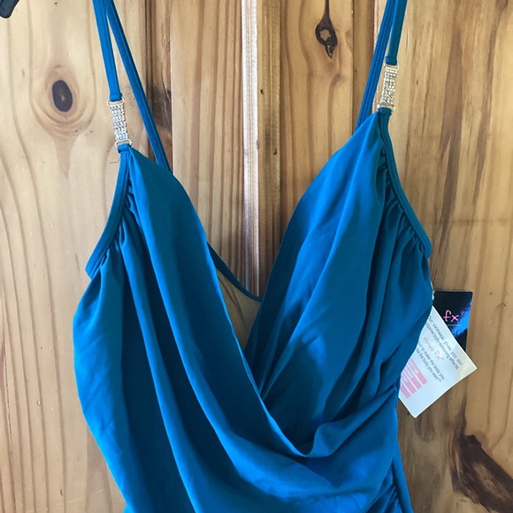Women Shape FX teal blue one piece swim suit size 16 - NWT - Picture 3 of 13